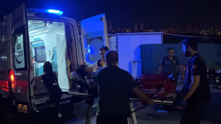 Kayseri'de Millet Bahçesinde Bıçaklı Kavga: 1'i Ağır 3 Yaralı