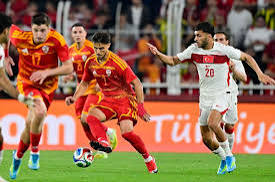 Eljif Elmas’tan Transfer Mesajı: “İstanbul’da Yaşamak Harika”